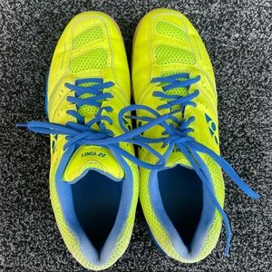 Badminton Yonex Shoes. Size US 11. Gently used.